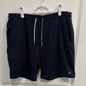 Vuori Kore Shorts - 7” Unlined